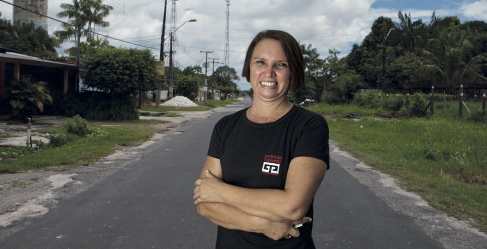 Maria Ivoneide, do Banco Tupinambá, o primeiro banco comunitário da Amazônia - dinamizando a economia local sem pedir nem esperar de ninguém