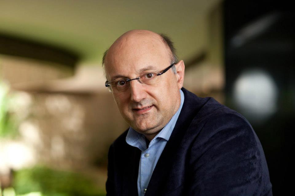 Romeo Busarello em ação: “A maior carência do Brasil hoje são os algoritmos. A Finlândia tem algoritmos – os Angry Birds. A Estônia tem algoritmo – o Skype. E nós? Nenhum”.