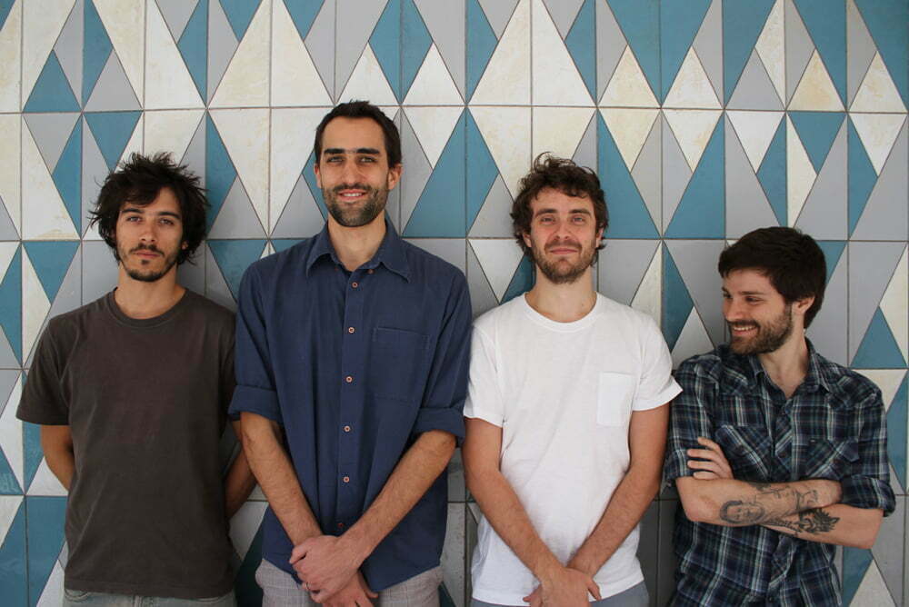 Fabio Riff, Rodrigo Oliveira, Thomas Frenk e Fabrizio Lenci, arquitetos, sócio-fundadores e faz-tudo da Vapor 324.