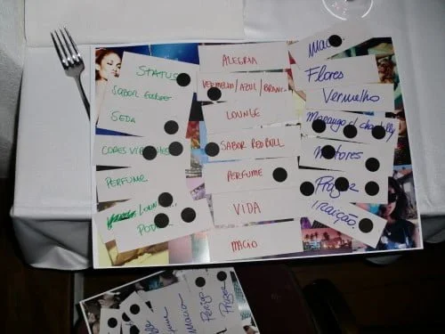 Elementos à mesa, num jantar do Studio Ideias durante um dos processos de pesquisa