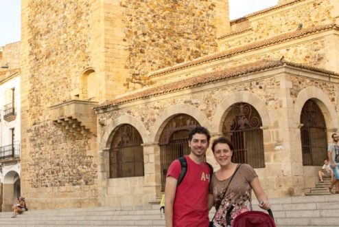 Henry, Denise e Phillipe: em nove anos longe do Brasil, eles viveram em oito países. A receita de liberdade e de mobilidade do casal nômade de Curitiba – e do mundo!