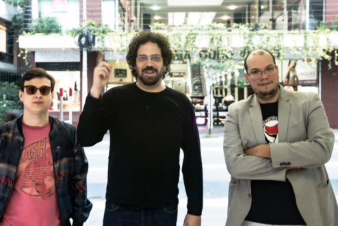 Os sócios da Endossa, Gustavo, Rafael e Carlos, na rua Augusta, onde o negócio começou.