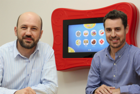 Marlon e Jean, sócios da PlayMove, startup que investe em brinquedos tecnológicos e games para crianças.