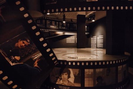 A exposição "Truffaut Um Cineasta Apaixonado" fica até 18 de outubro no MIS (foto: Letícia Godoy).