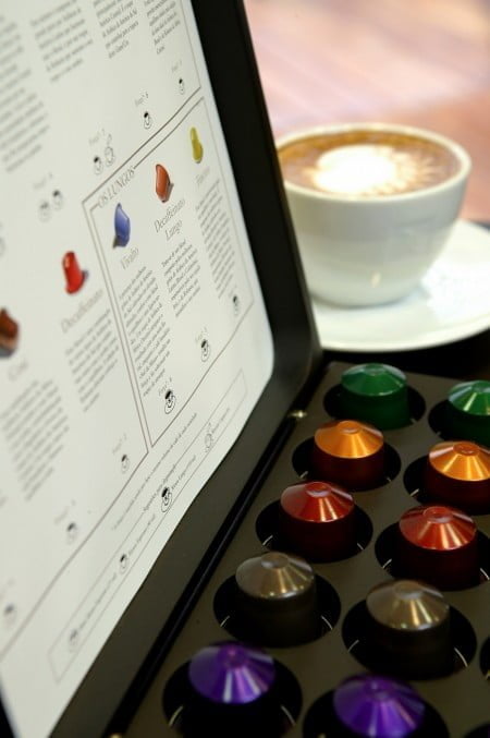 O de sempre e o novo: além dos 23 sabores fixos, a Nespresso lança de 5 a 6 novos por ano para manter os clientes surpresos.