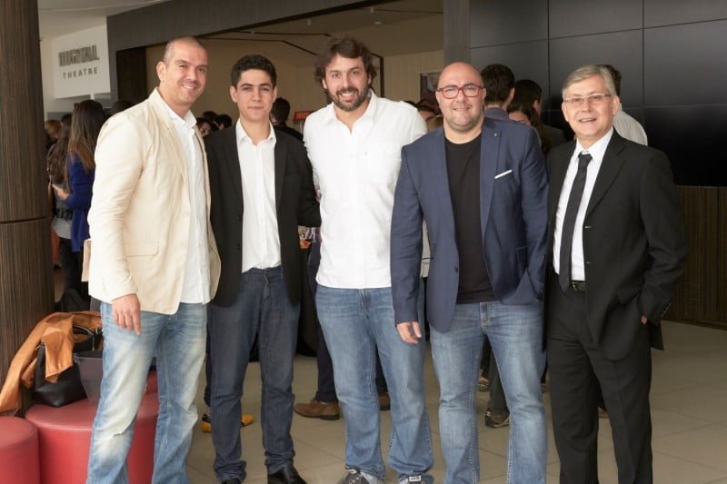 Paulo Castro, VP de criação da Agência3, Diego Callegario, da Invent, Roni Cunha, da Aceleradora Orgânica, Eduardo Barbato, e Clovis Speroni, da Agência3 no evento de lançamento do Hackerspace3, no Rio.