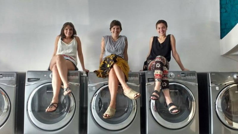 Na House of Bubbles, as empreendedoras Nath, Dani e Ana. 
