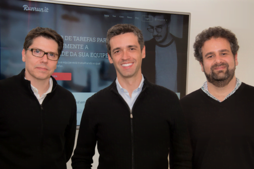 Da esquerda para direita: Franklin Valadares, Antonio Carlos Soares e Patrick Lisbona, fundadores da Runrun.it
