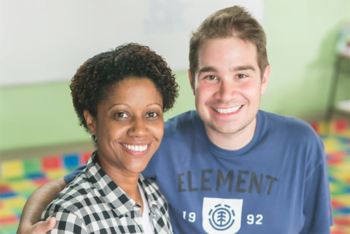 Onília e Bruno, da Escola Convexo.