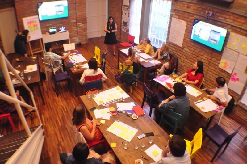 Workshop da Maker Brands. Os encontros são uma das formas de atuação, outra é literalmente ir para a rua com os clientes.