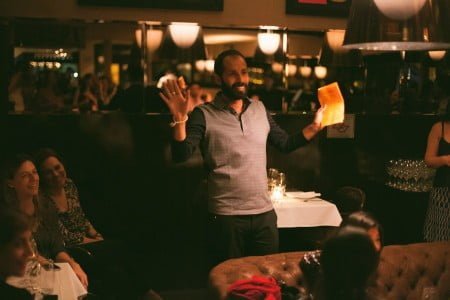 Igor no jantar de fim de ano da Maker Brands (foto: Tati Abreu/Estudio Barbarella). 