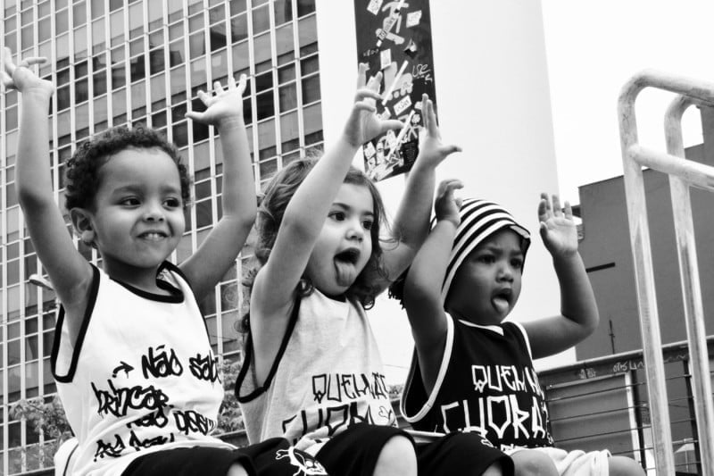 As peças da Rules Babys são inspiradas na cultura de rua e não têm distinção entre menino e menina.