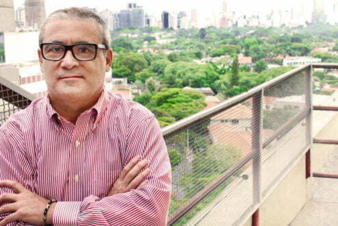 Luiz Buono, 59, publicitário: "Por que o trabalho tem que ser algo ligado ao sofrimento? Ao esforço? Quem disse isso?"