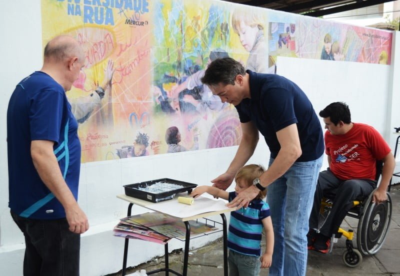 O projeto Diversidade na Rua, da Mercur, é um dos desenvolvidos pelo Estúdio Nômade, que envolve novos produtos, novas formas de produção e de comunicação.