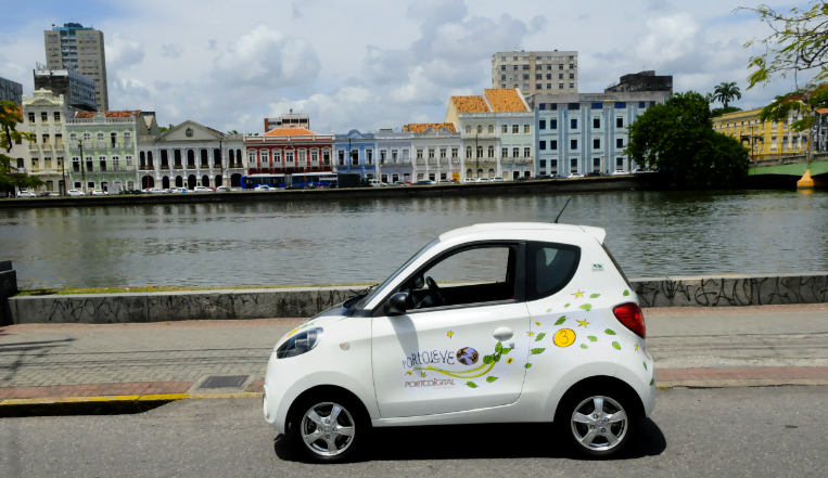 Urbanismo é um dos focos do Porto Digital. O Carro Leve é um sistema de compartilhamento de veículo elétrico, em operação desde o início deste ano.