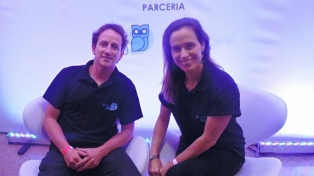 O fundador da UView360 Charles Boggiss e sua sócia, Karina Firme, num evento de seu maior cliente, o Grupo Globo, este ano.