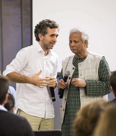 Inspiração e norte: Yunus dá a base para as decisões de Rogério no Brasil.