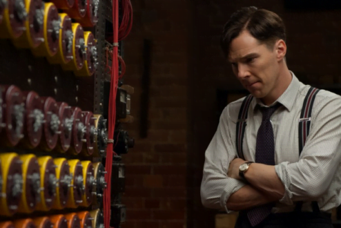 Benedict Cumberbatch vive Alan Turing no filme 'The Imitation Game’, sobre o cientista da computação que perguntava se as máquinas eram capazes de pensar (foto: reprodução internet)