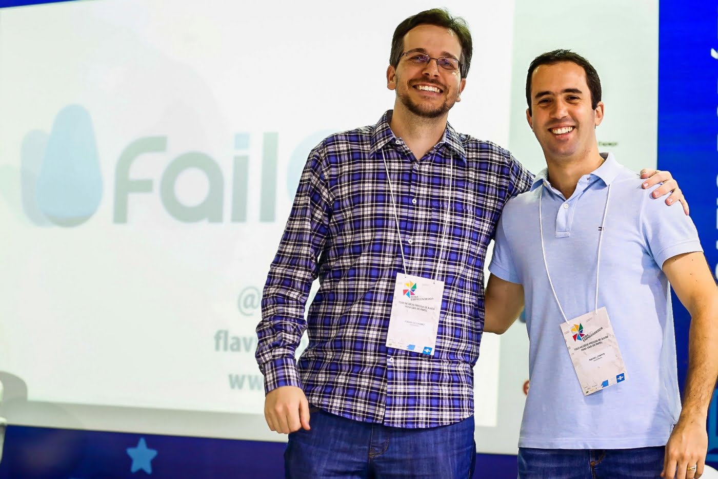 Flávio (à esq.) e Rafael conheceram a FailCon nos Estados Unidos e decidiram trazer o evento ao Brasil (foto: Emmanuel Denaui).