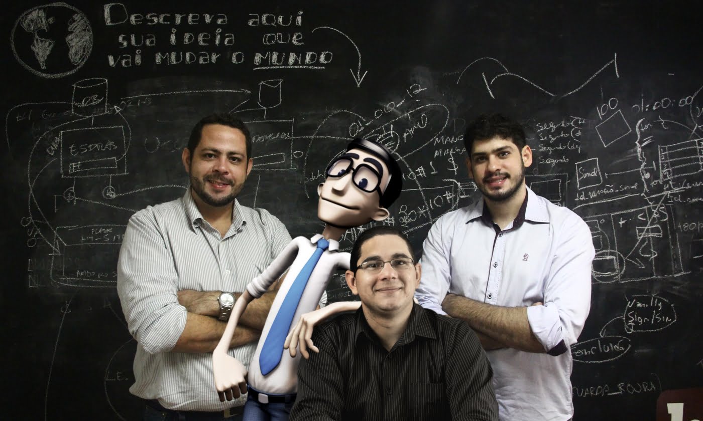 A Hand Talk: Carlos Wanderlan, o simpático tradutor Hugo, Thadeu Luz e Ronaldo Tenório.
