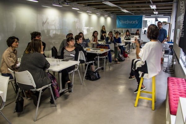 No workshop, empreendedores e startups aprendem os conceitos-chave de Relações Públicas.