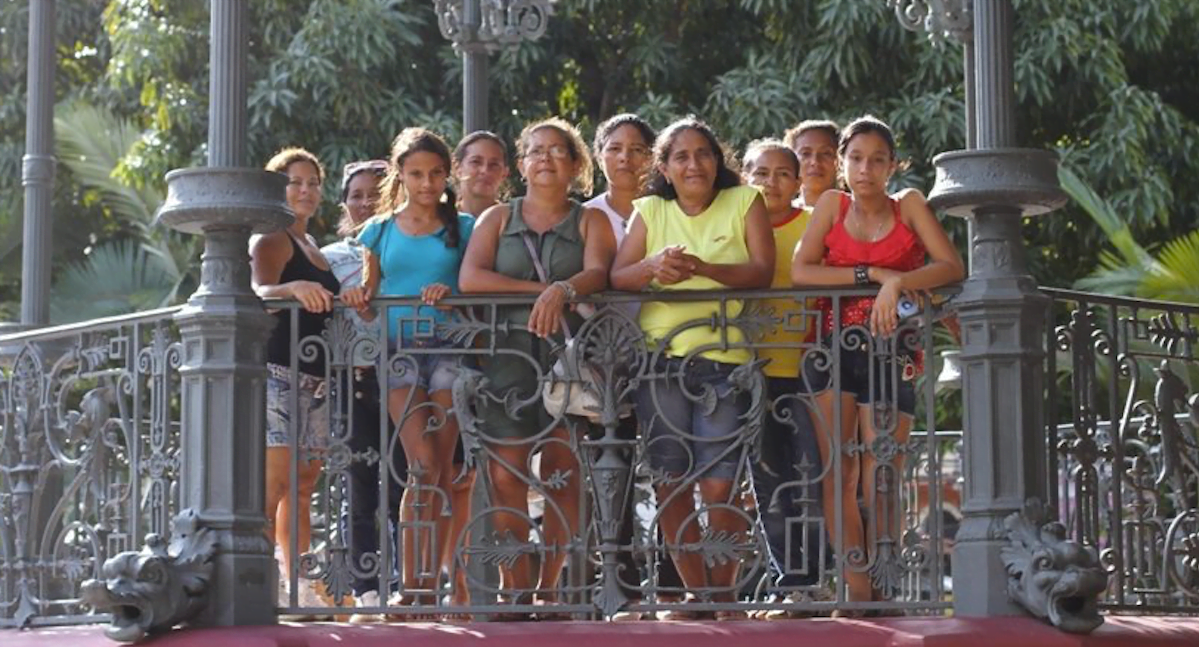 Quem faz a Teçume (da esq. p/ a dir.): Maria Rita dos Santos, Maria da Paz, Valda Días, Adriele Prado, Marilene Guimarães, Nilvaneide Regis, Adite Paixão, Cleia Costa, Marcineide Ferreira e Monica Guimarães.