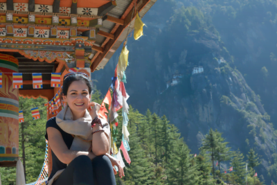 Acima, Erica no Butão, um dos muitos países que conheceu em sua jornada de autoconhecimento.