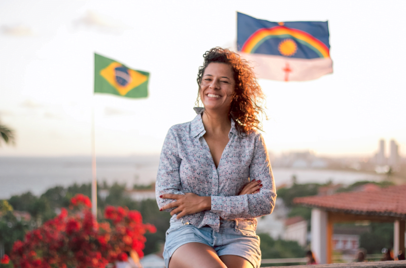 Juliana Maia, da Nova Brasil Ambiental, saiu de São Paulo para "ser muito mais útil" no Nordeste, onde criou um negócio de reciclagem de vidro (foto: Carina Calixto).