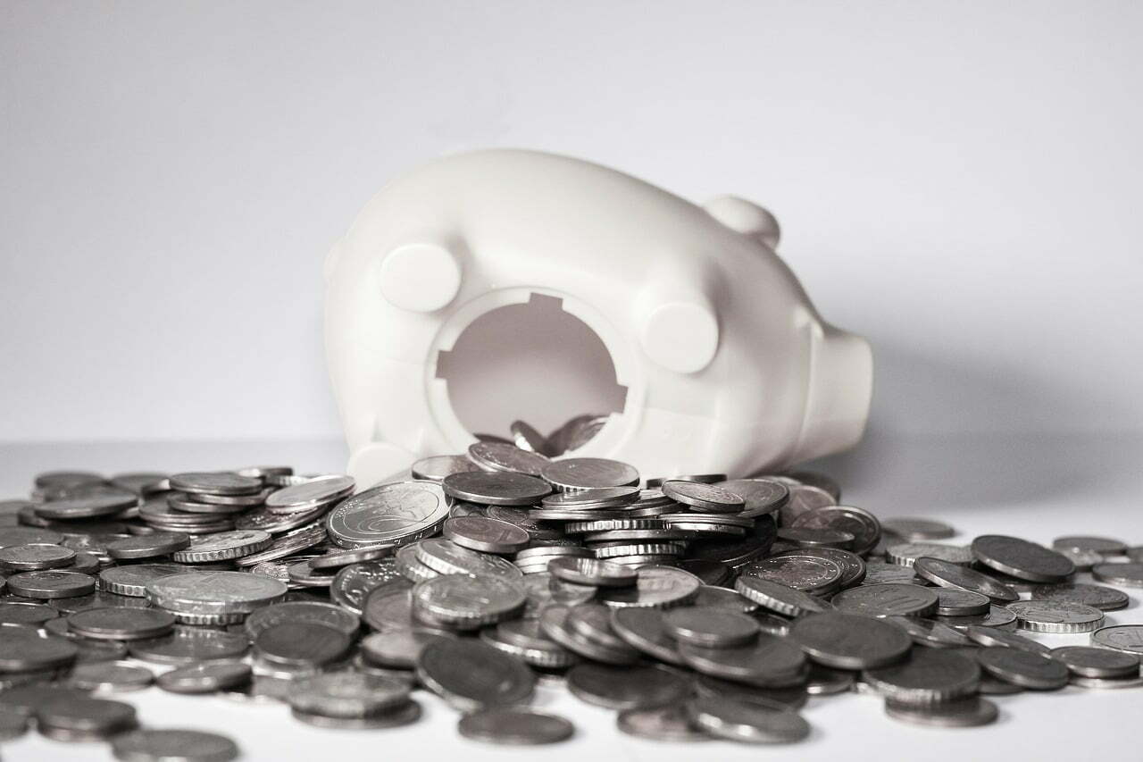 A melhor dica financeira é gastar pouco desde o início da operação. (Imagem: Pixabay/Reprodução).