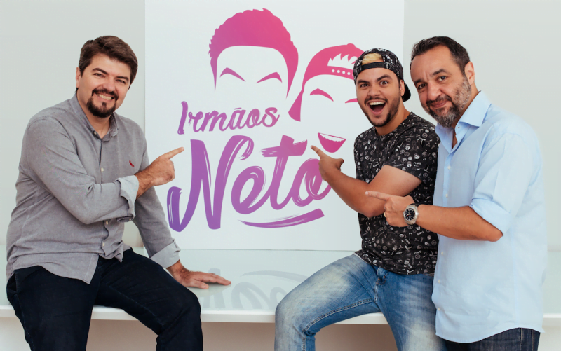 João Pedro, Luccas e Cassiano apresentam o canal dos Irmãos Neto, um fenômeno do YouTube que ganha 35 mil seguidores por dia.