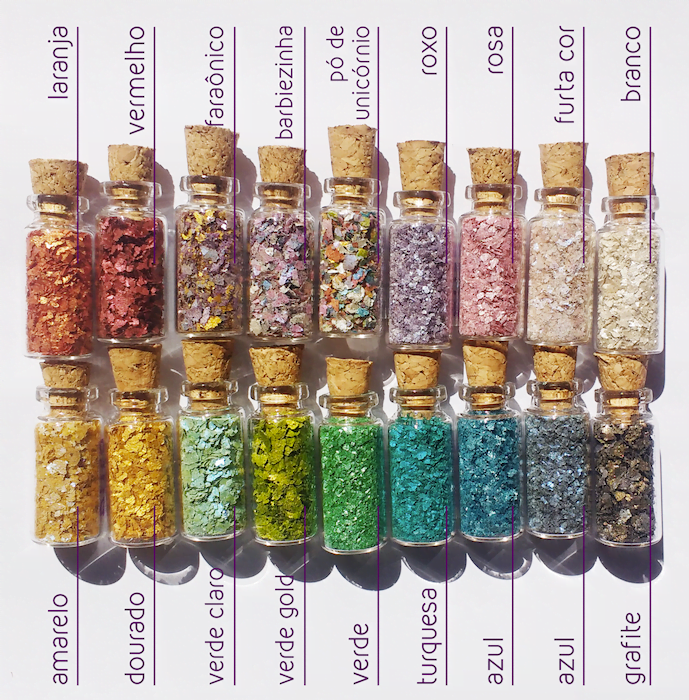 Na Pura Glitter, Frances conseguiu desenvolver uma gama de cores sem recorrer aos químicos normalmente encontrados no glitter convencional.