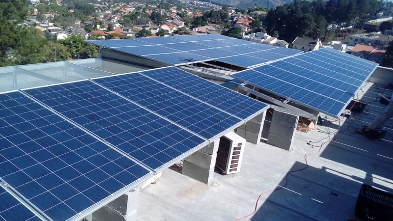 Sistema da Solstar instalado em Alphaville, bairro na região metropolitana de São Paulo.