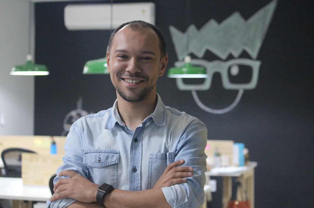 César Martins, fundador da Happy Code e, há um ano, da Make Pi: tecnologia, educação e empreendedorismo de mãos dadas.