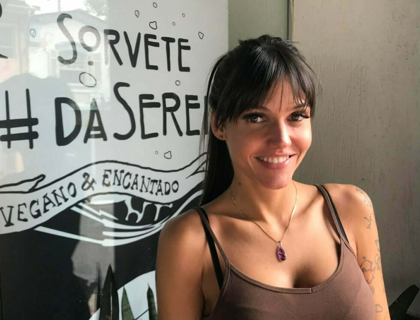 Carol Caliman, a Sereia, transformou seu ativismo vegano em duas empresas diferentes.