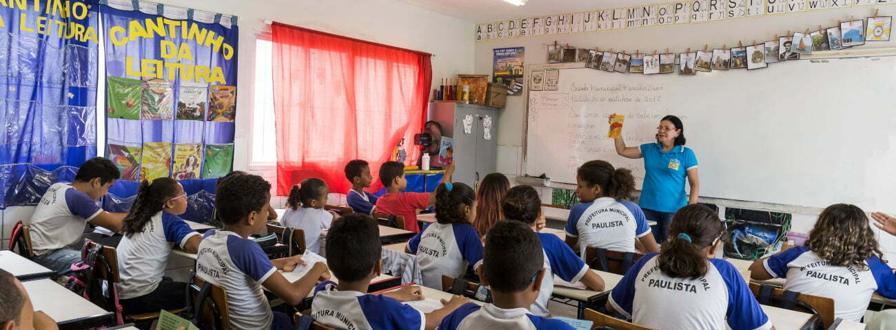 Alunos de escola municipal de Paulista (PE)