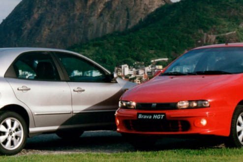 Fiat Brava HGT em frente ao Pão de Açúcar, no Rio de Janeiro