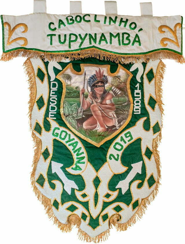 Estandarte oficial da agremiação Caboclinho Tupynambá