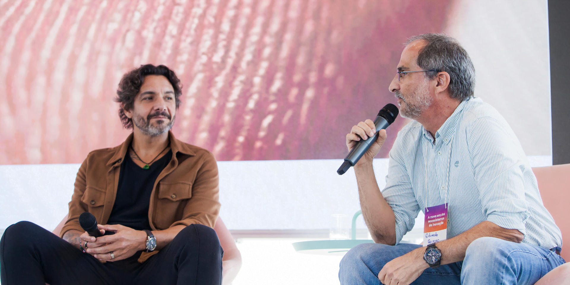 Hilton Menezes, CEO da Kyvo, e Eduardo Peixoto, CEO do CESAR, em evento de lançamento da Arbos.