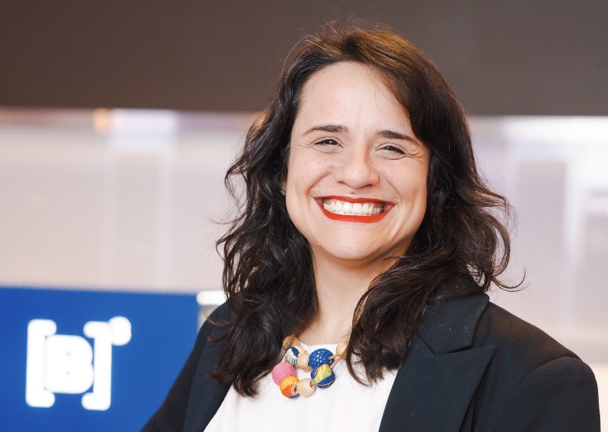 Bárbara Ladeia, gerente de inovação socioambiental da Yunus Negócios Sociais.