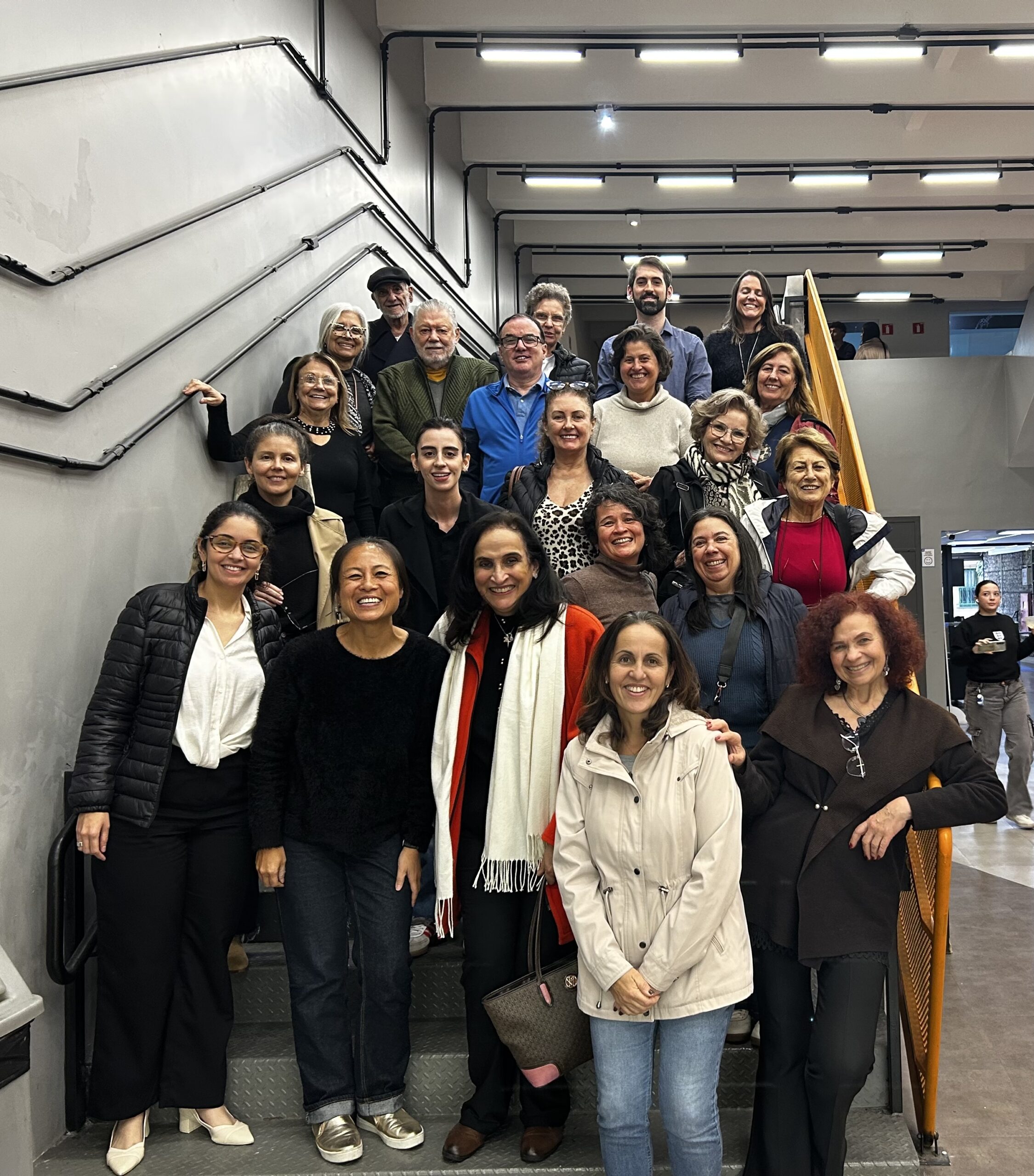 Lilian com a turma de 2026 do Repórter 60+.