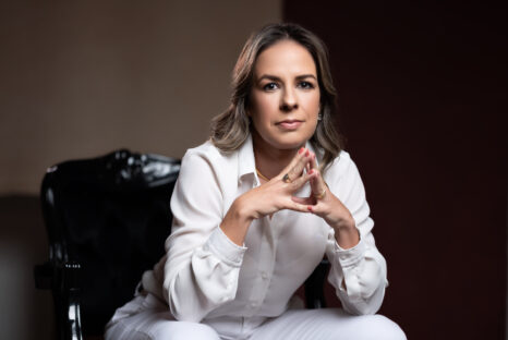 Cintya Soares, mentora de donos de escolas de música.